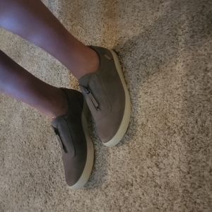 Ecco slip on sneakers